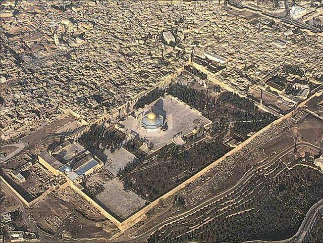 Il Tempio Di Medina Con La Tomba